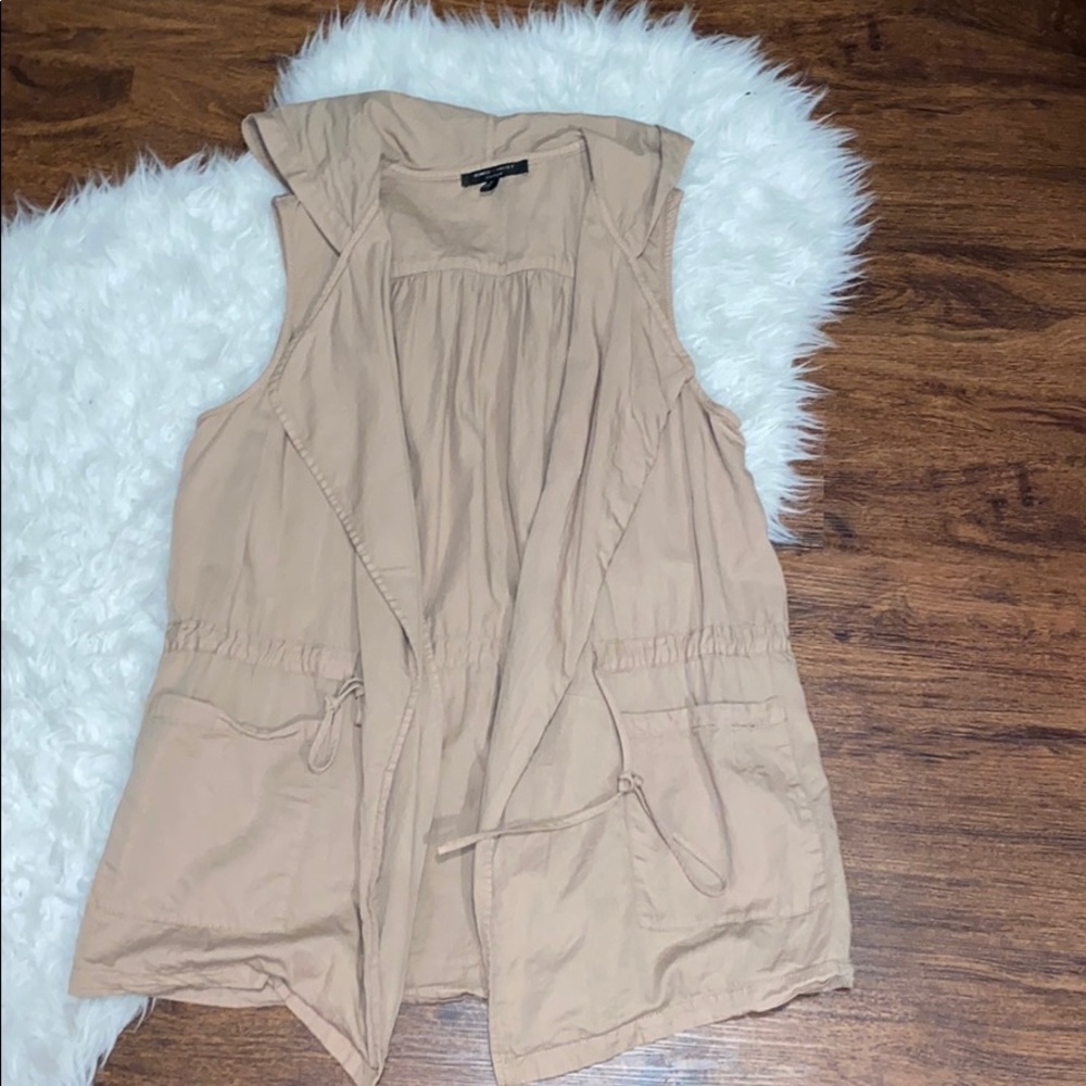 Hooded vest